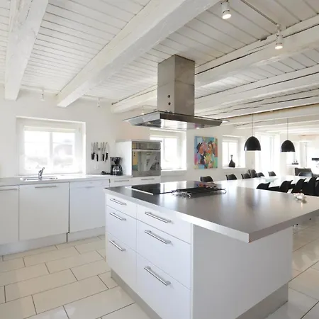 6 Bedroom Awesome In Ringkobing * Nørre Lyngvig