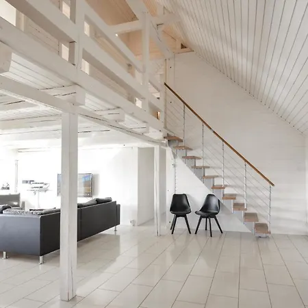 Nice Home In Ringkobing With Sauna 펜션 *